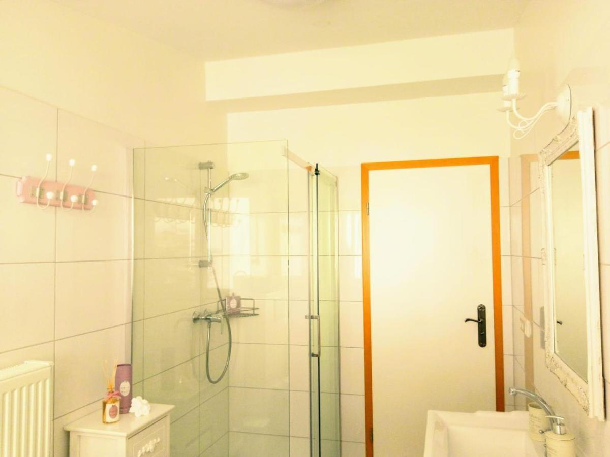 Romantic Style Apartment Titisee-Neustadt Buitenkant foto